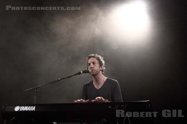 ARTHUR H - 2010-05-11 - PARIS - 1515 - 